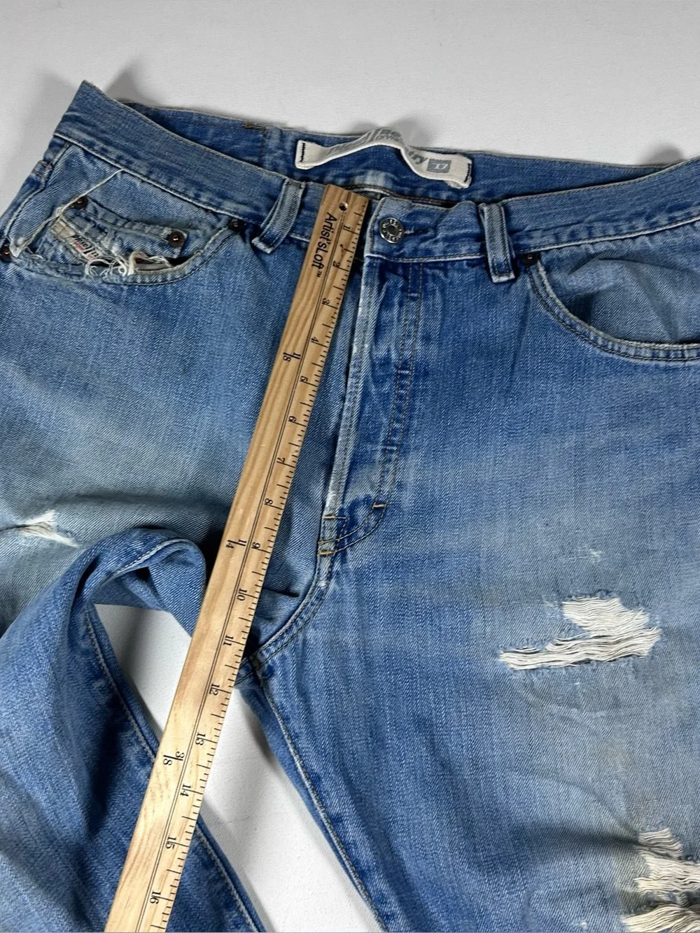 Diesel Jeans Mens 32x32 Blue Light Wash Straight Leg Made Italy Y2K Type RR55